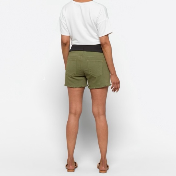 Just USA maternity shorts - Picture 2 of 4